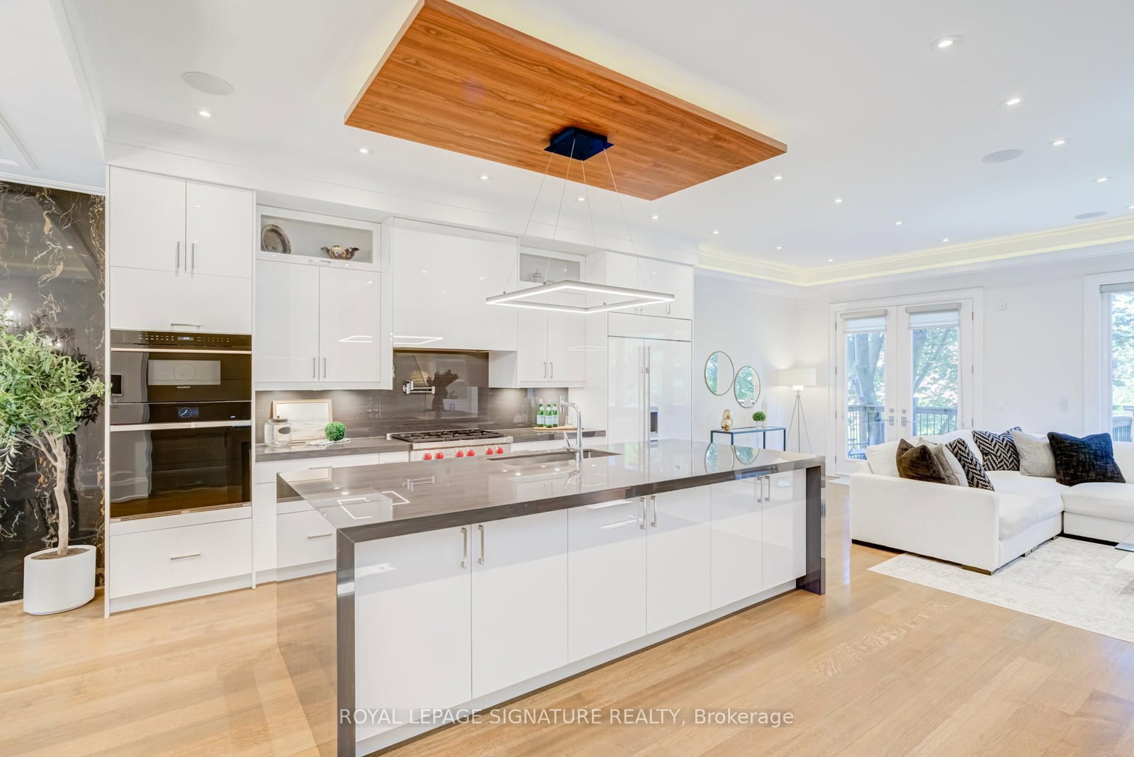 200 Snowdon Avenue • Toronto, ON photo 12