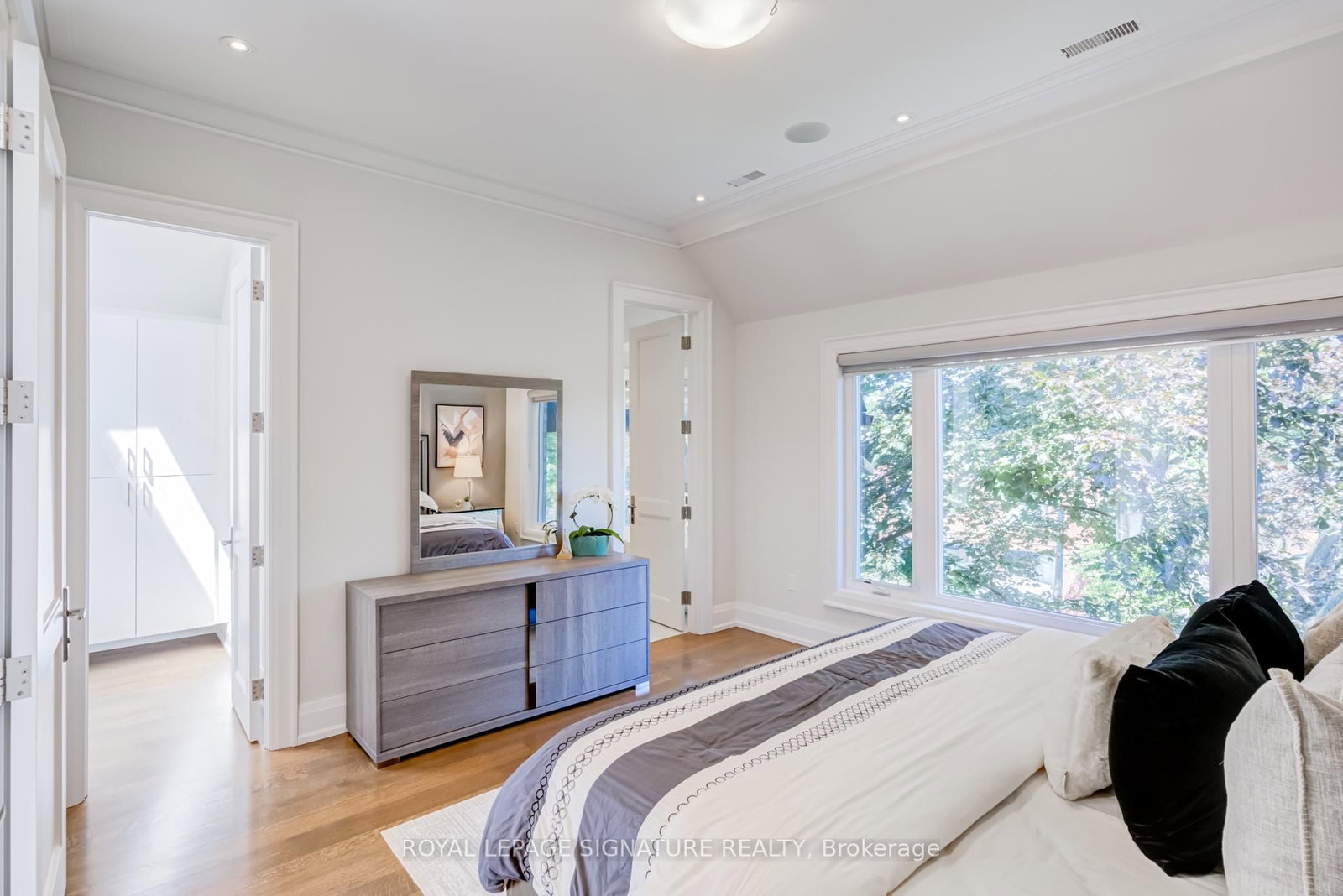 200 Snowdon Avenue • Toronto, ON photo 21