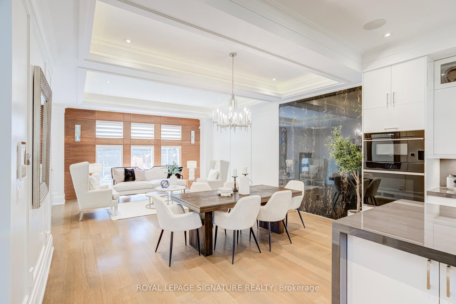 200 Snowdon Avenue • Toronto, ON photo 8