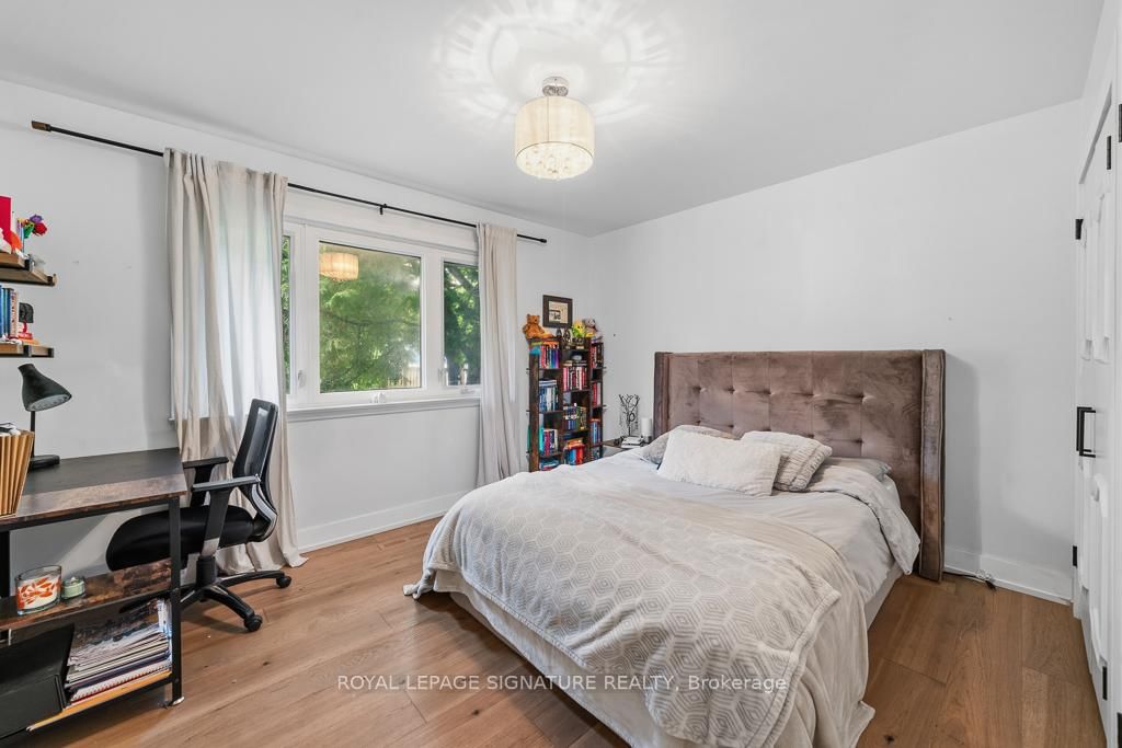 11 Yewfield Crescent • Toronto, ON photo 18