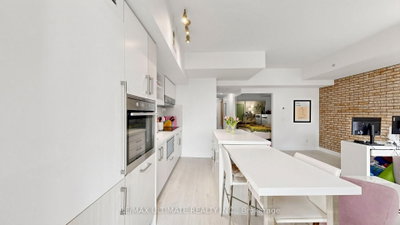 303-39 Sherbourne Street, Toronto, ON, photo 4