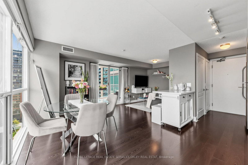 1102 - 100 Western Battery Road