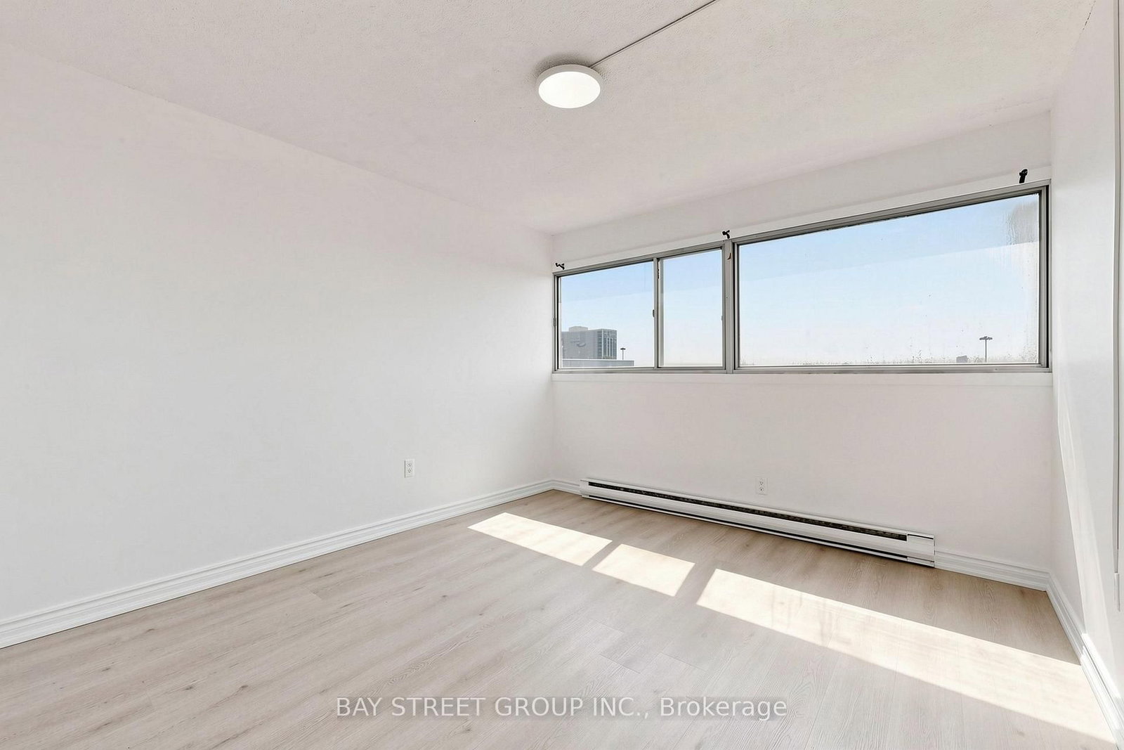 55 Sunny Glenway • #302 • Toronto, ON photo 23