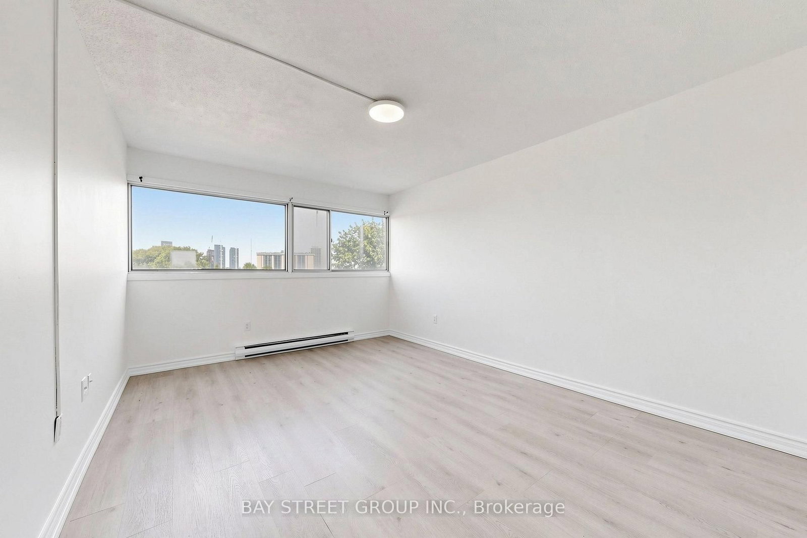 55 Sunny Glenway • #302 • Toronto, ON photo 26