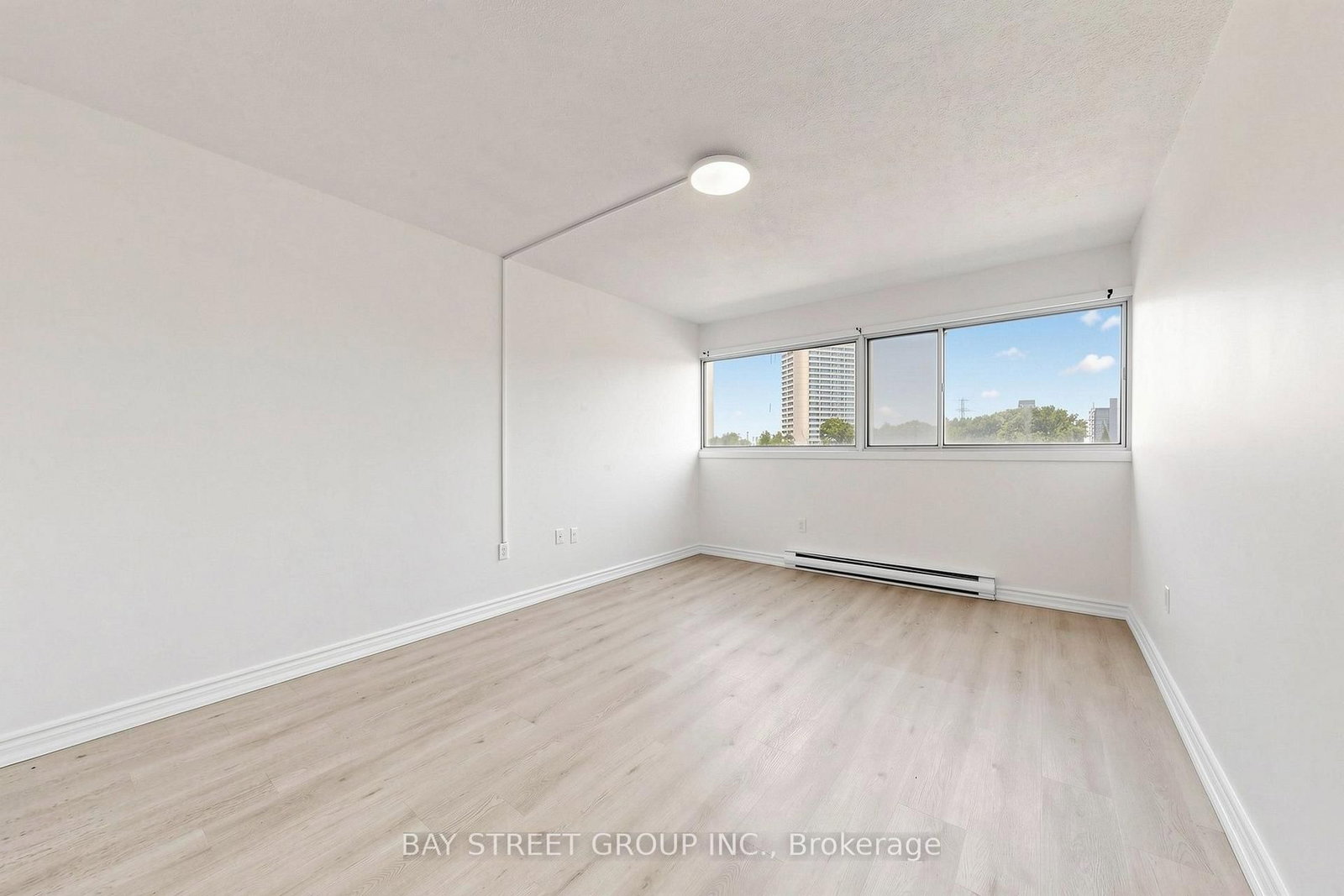 55 Sunny Glenway • #302 • Toronto, ON photo 27