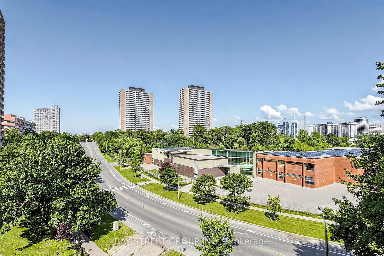 55 Sunny Glenway • #302 • Toronto, ON photo 33