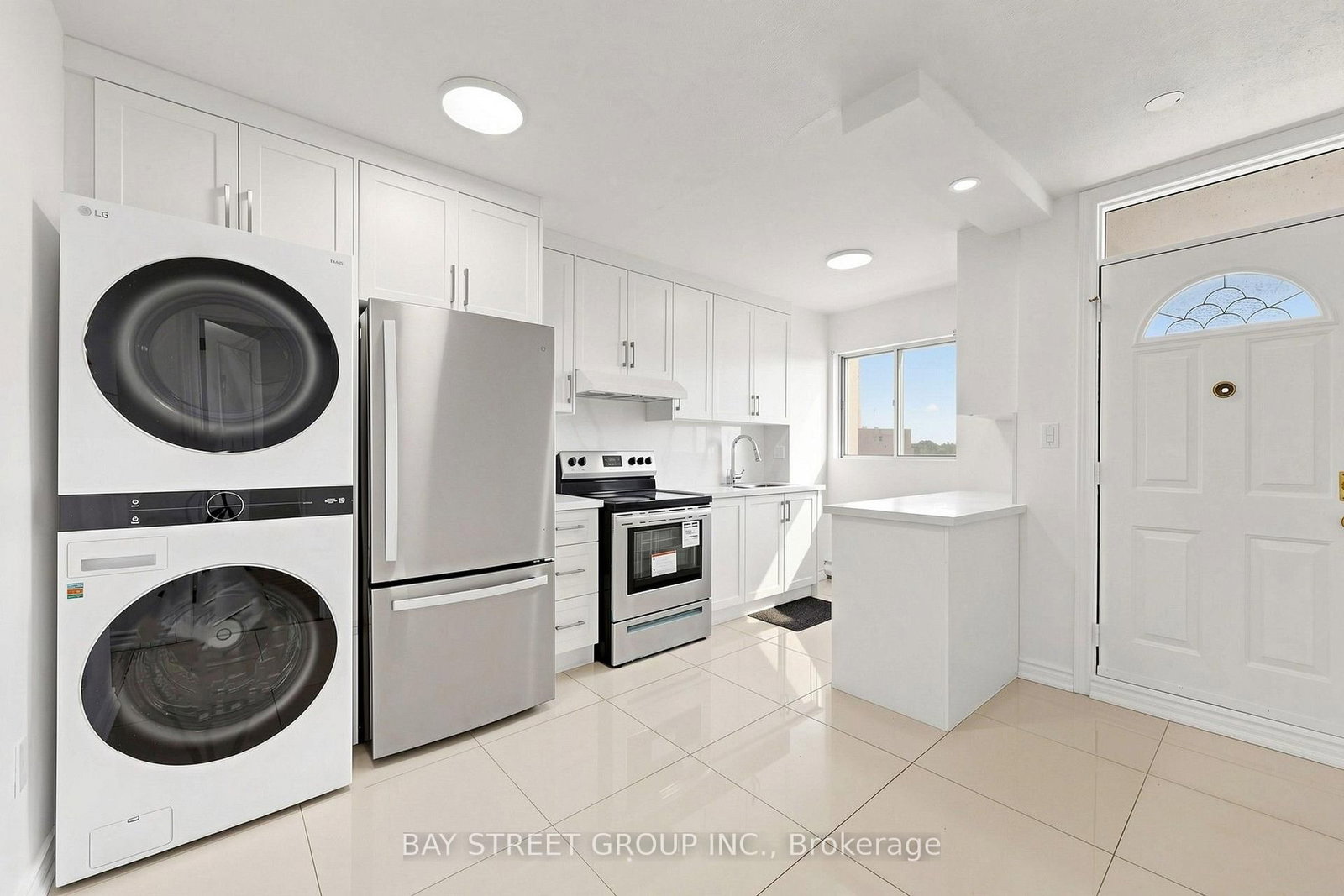 55 Sunny Glenway • #302 • Toronto, ON photo 9