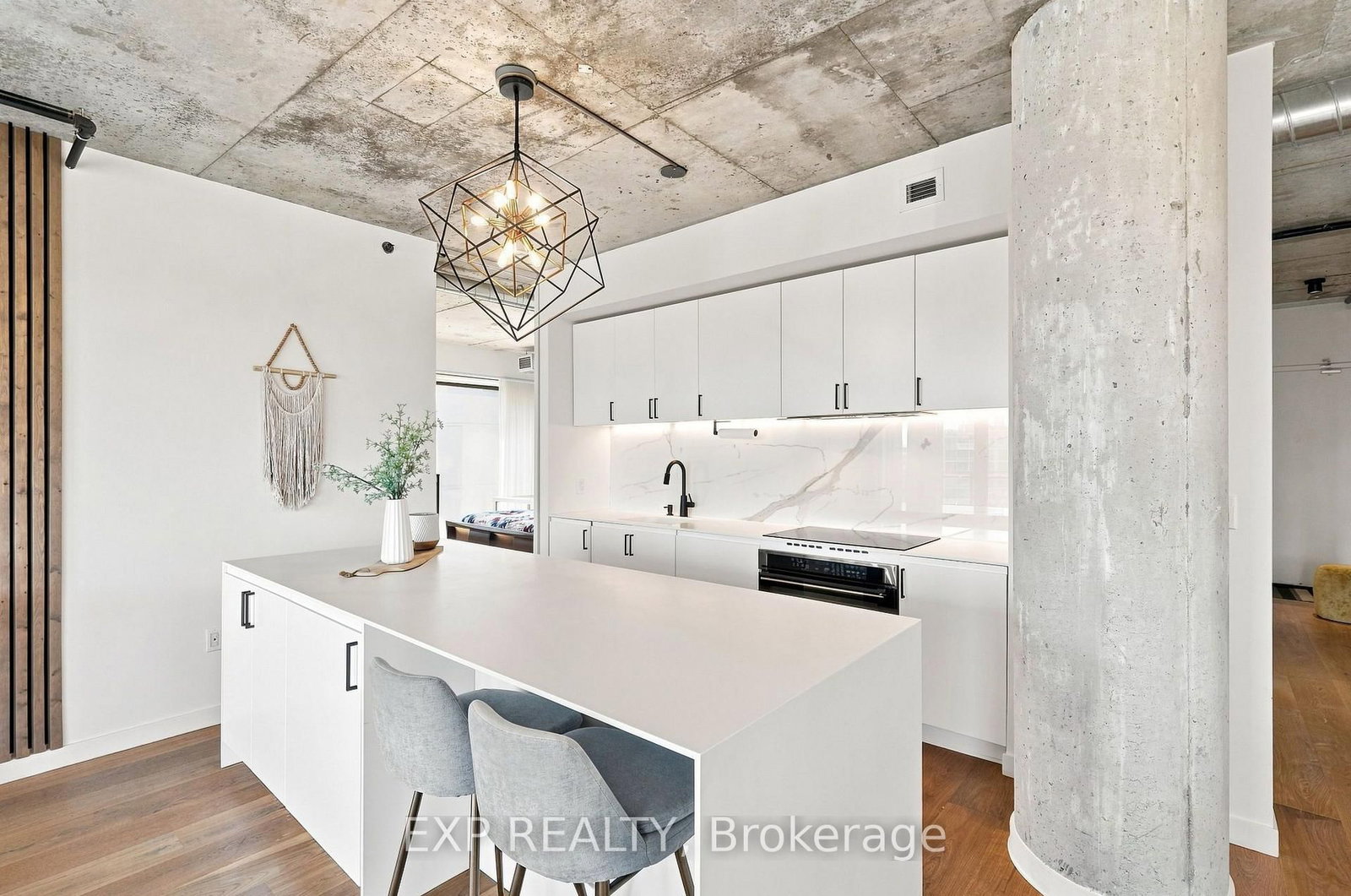 51 Trolley Crescent • #604 • Toronto, ON photo 5