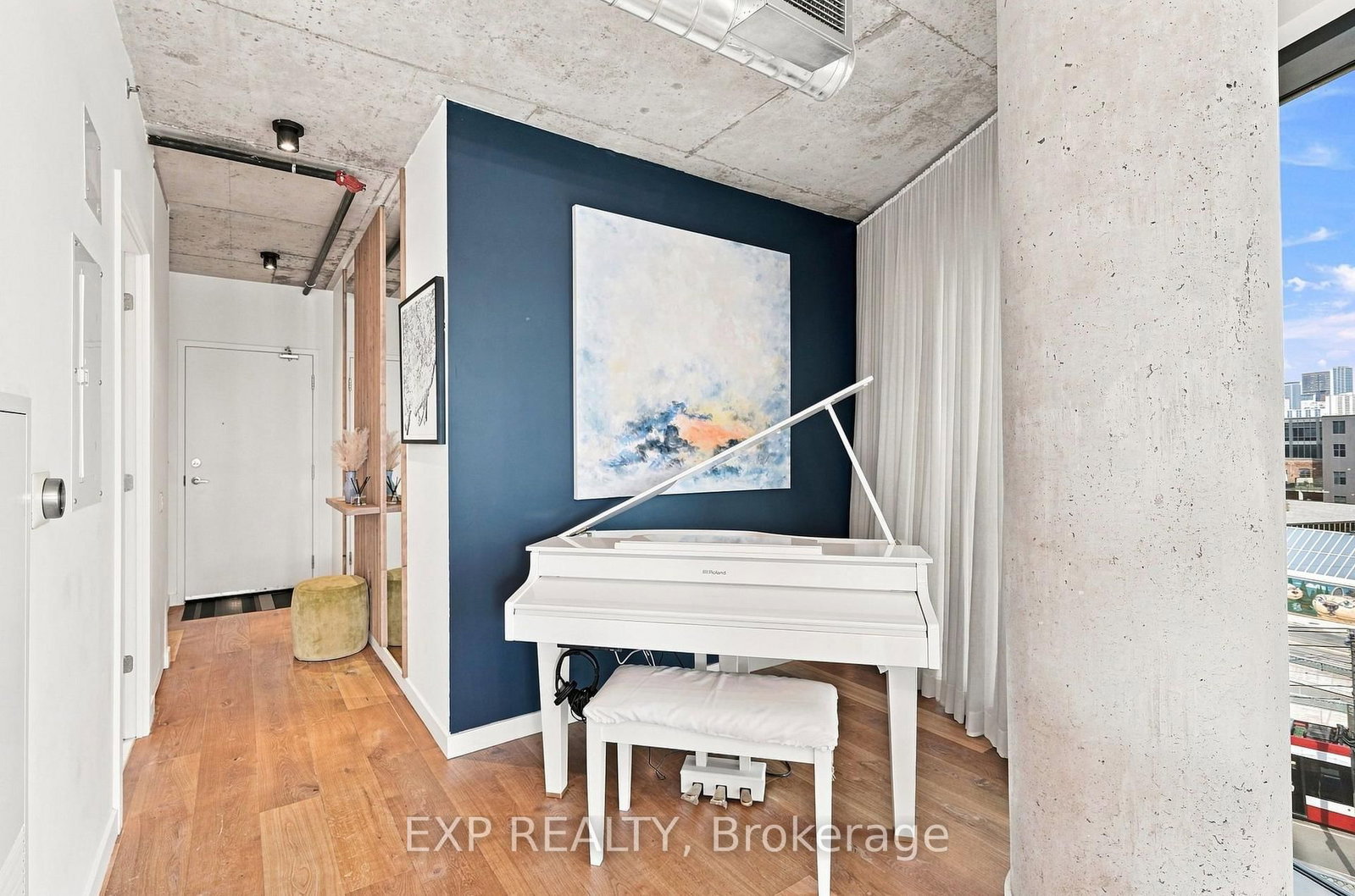 51 Trolley Crescent • #604 • Toronto, ON photo 8
