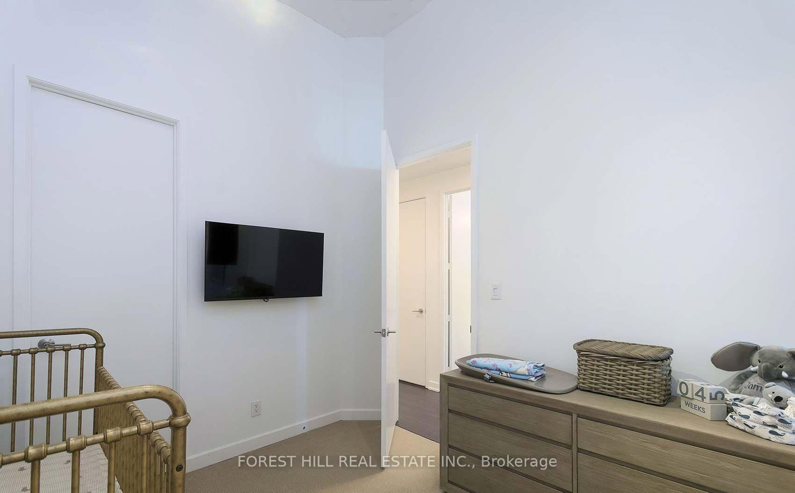 380 Macpherson Avenue • #408 • Toronto, ON photo 15