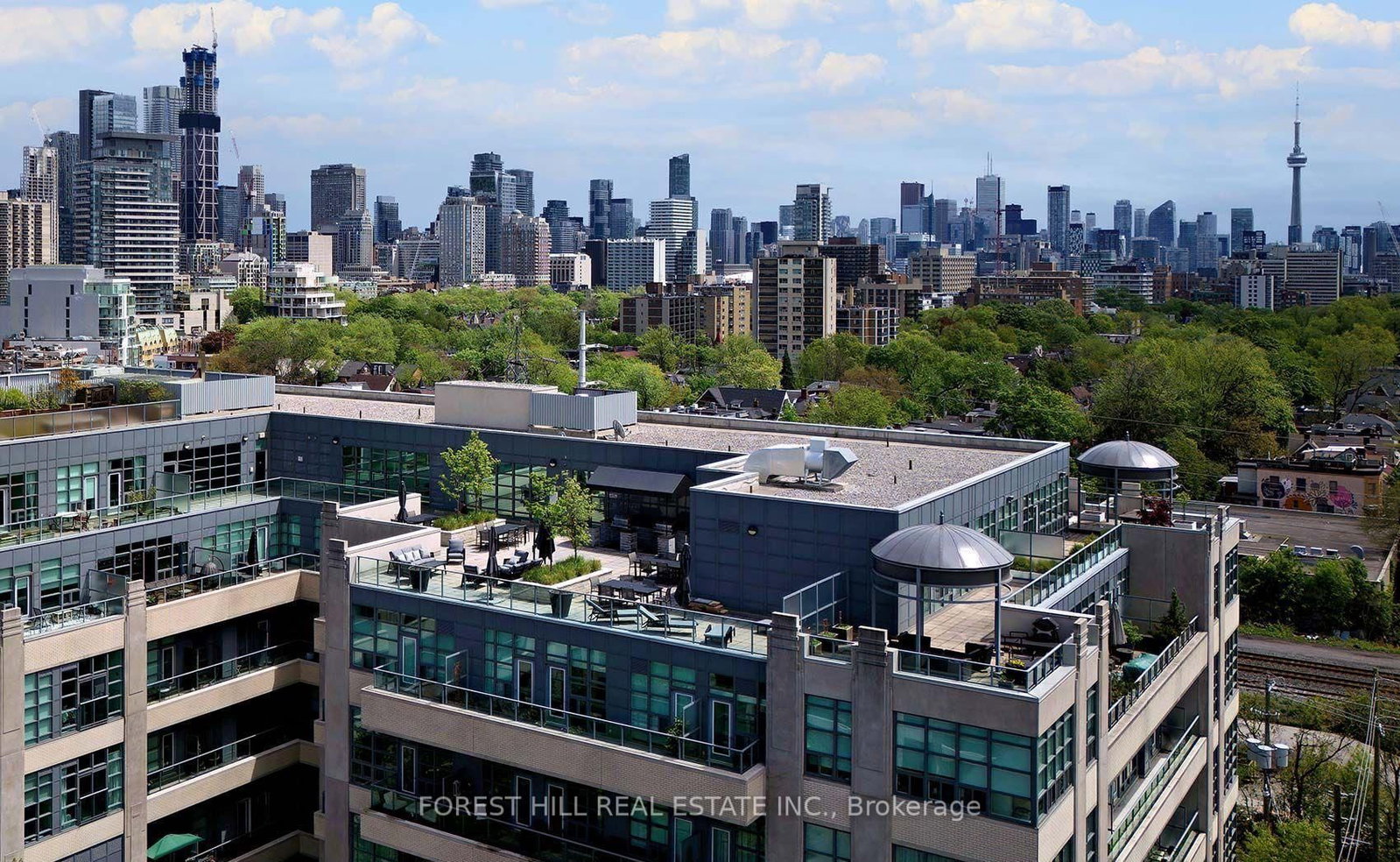 380 Macpherson Avenue • #408 • Toronto, ON photo 27
