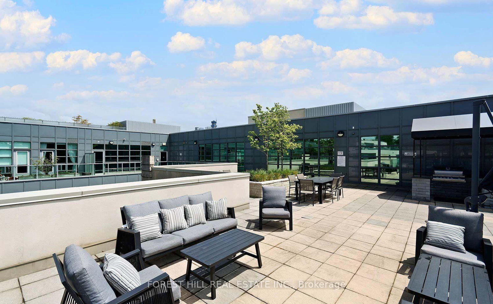 380 Macpherson Avenue • #408 • Toronto, ON photo 31
