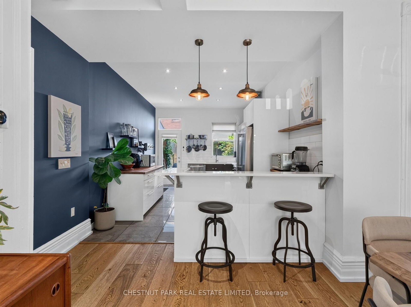 28 Robinson Street • Toronto, ON photo 14