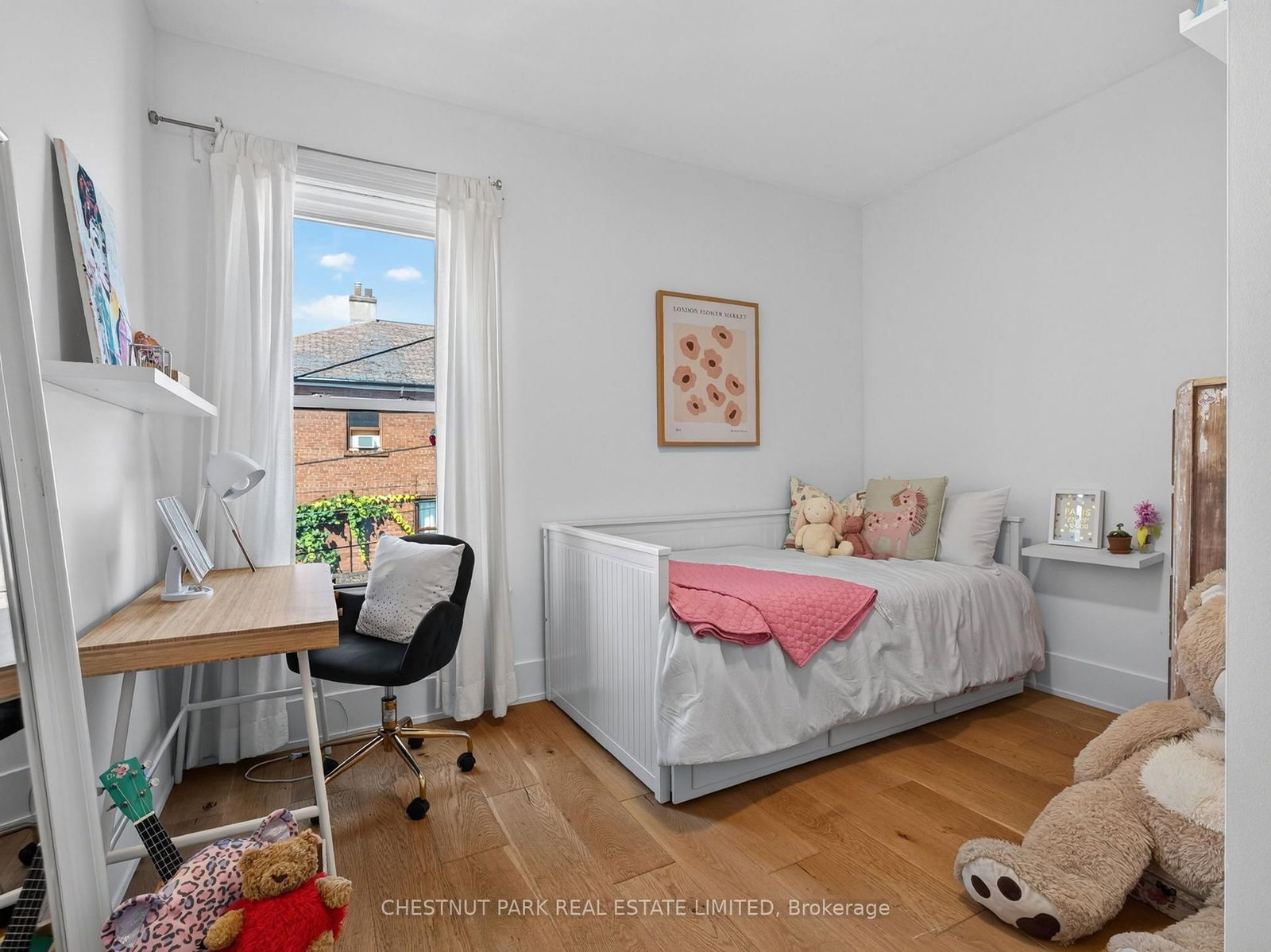 28 Robinson Street • Toronto, ON photo 25