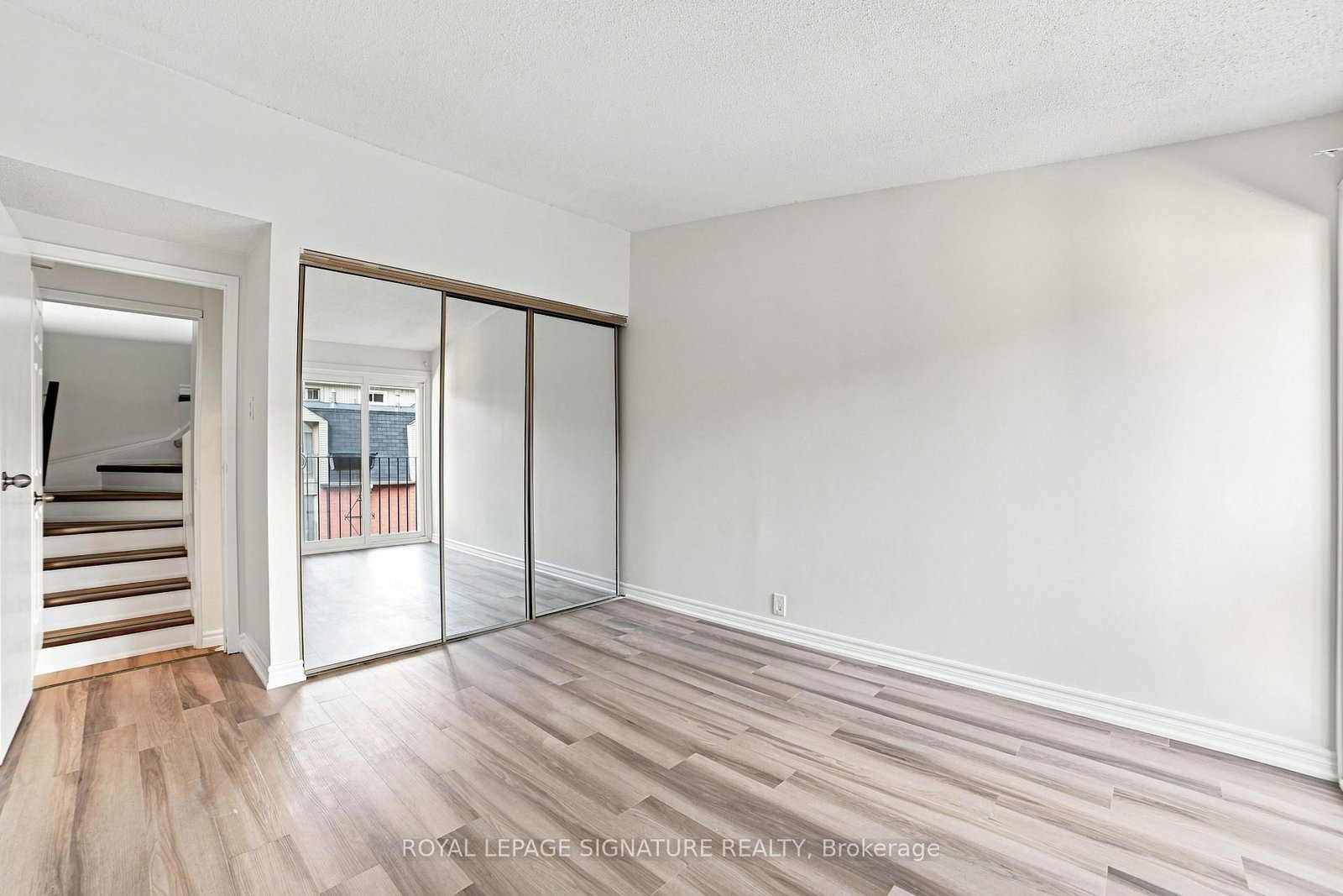 325 Jarvis Street • #18 • Toronto, ON photo 9