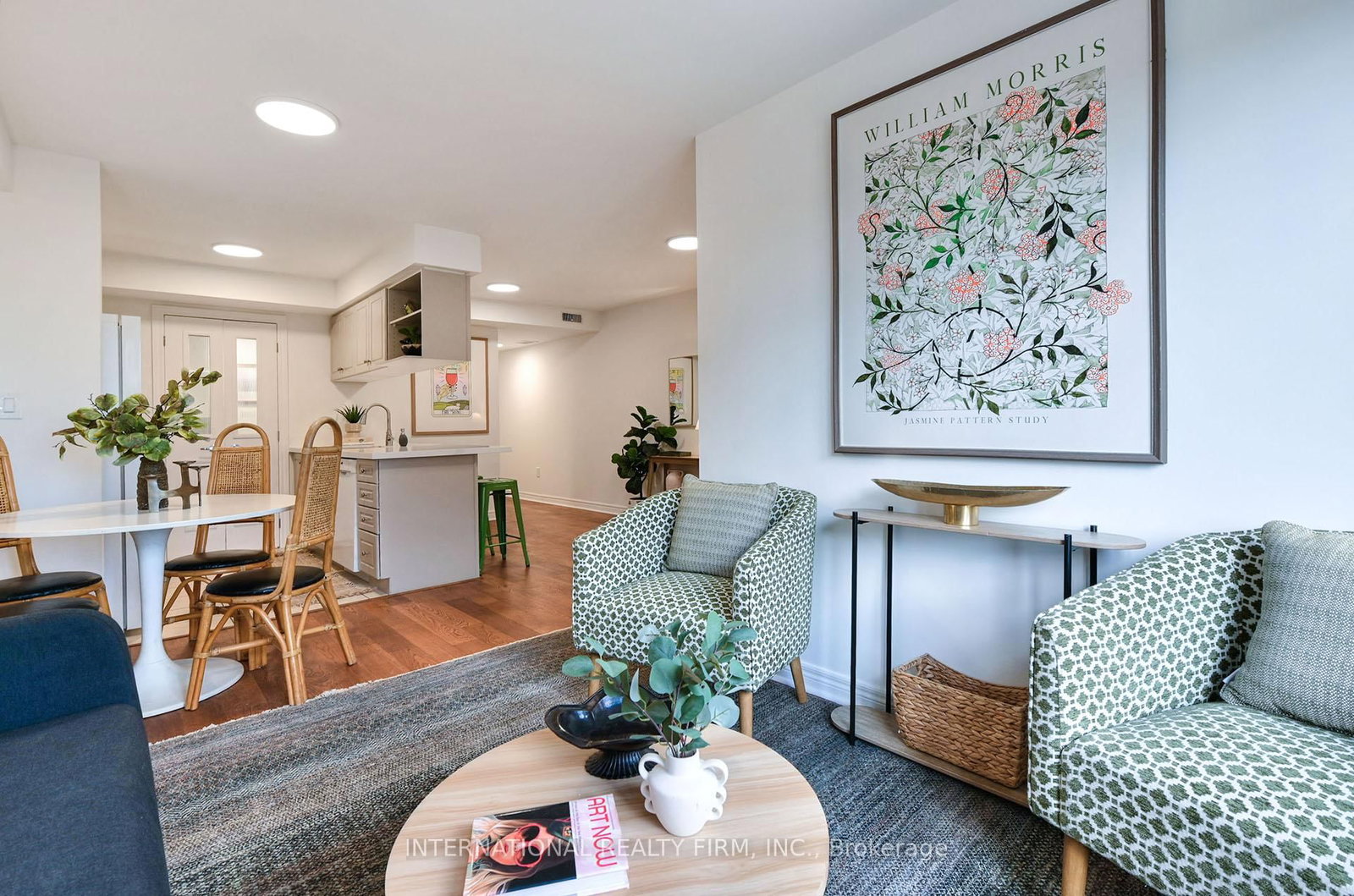 60 Aerodrome Crescent • #201 • Toronto, ON photo 12
