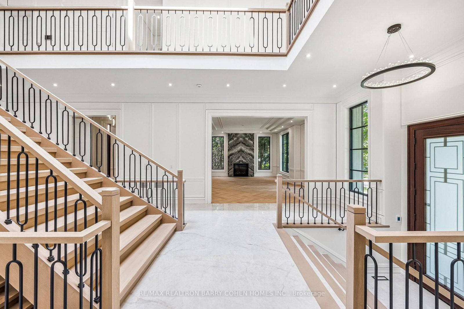 27 Penwood Crescent • Toronto, ON photo 7