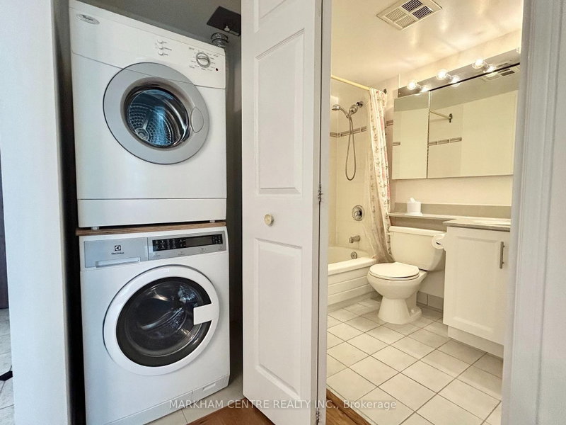 18 Pemberton Toronto,ON M2M 4K9 — Photo 17