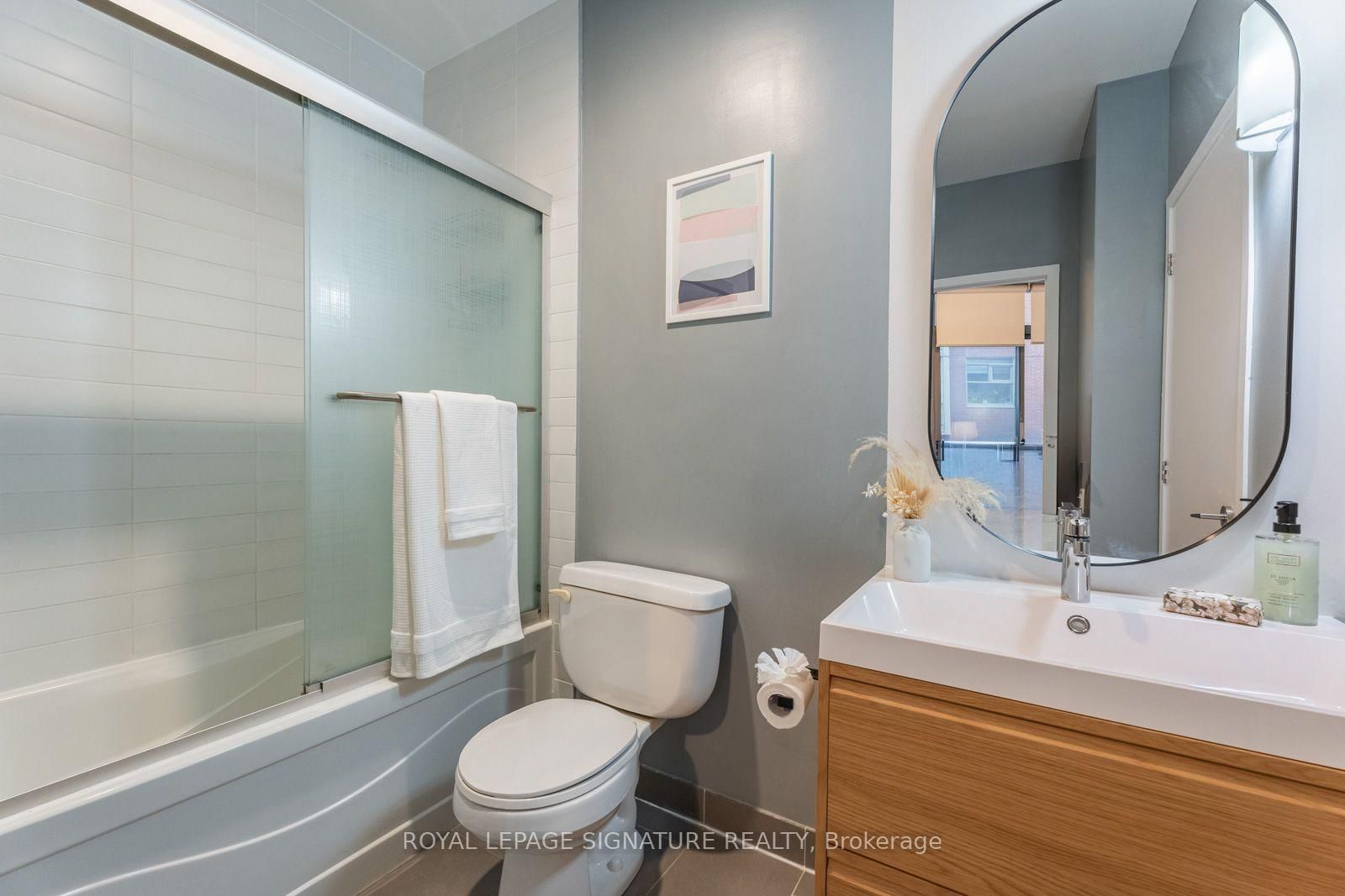 33 Mill Street • #210 • Toronto, ON photo 17