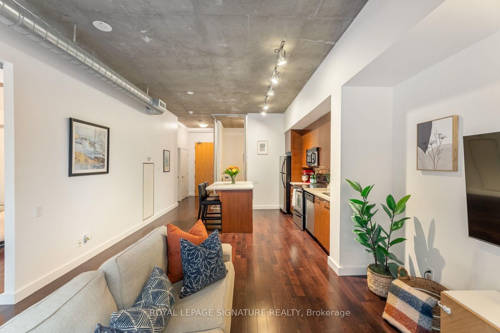33 Mill Street • #210 • Toronto, ON photo 9