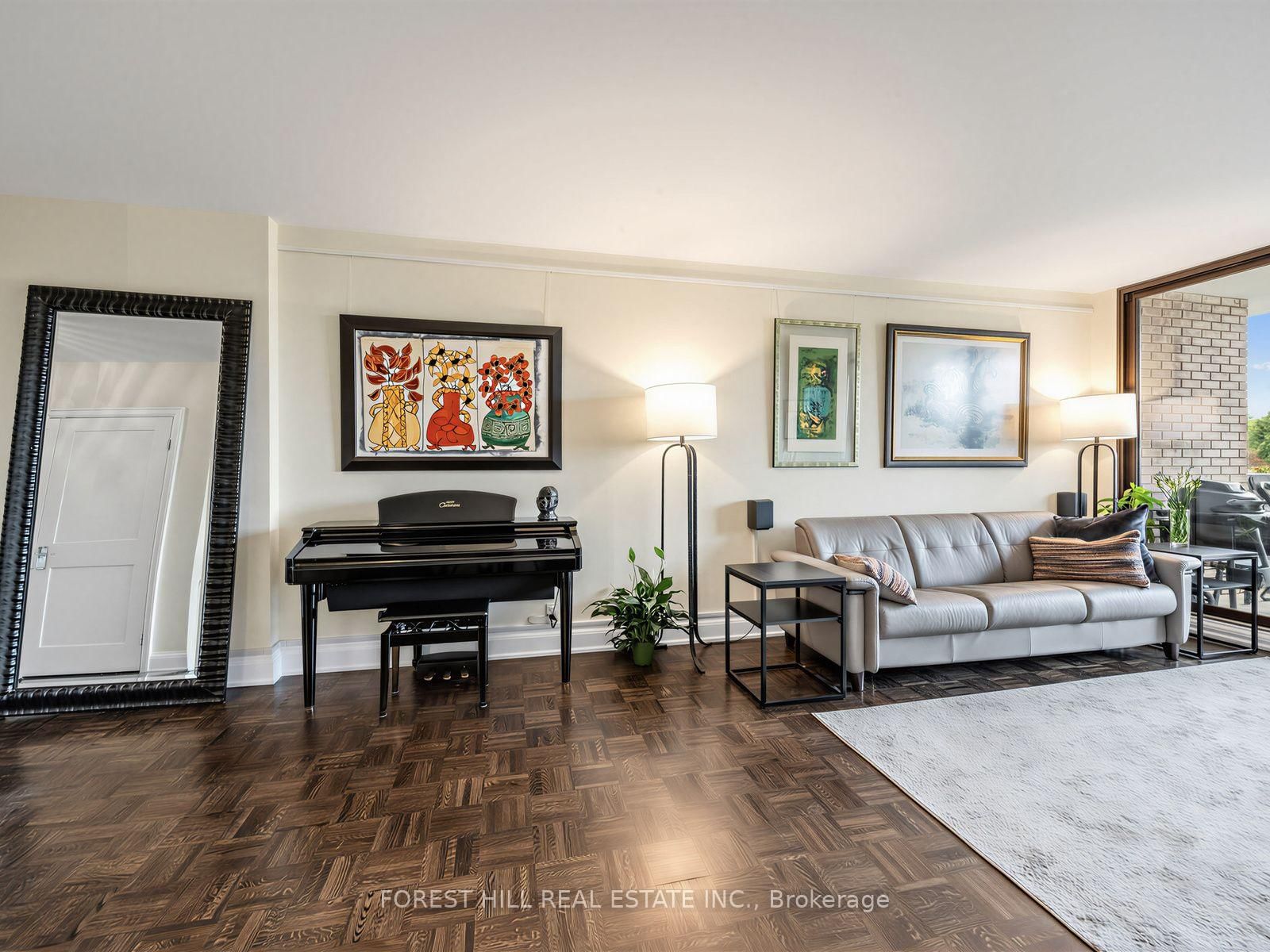 350 Lonsdale Road • #502 • Toronto, ON photo 6