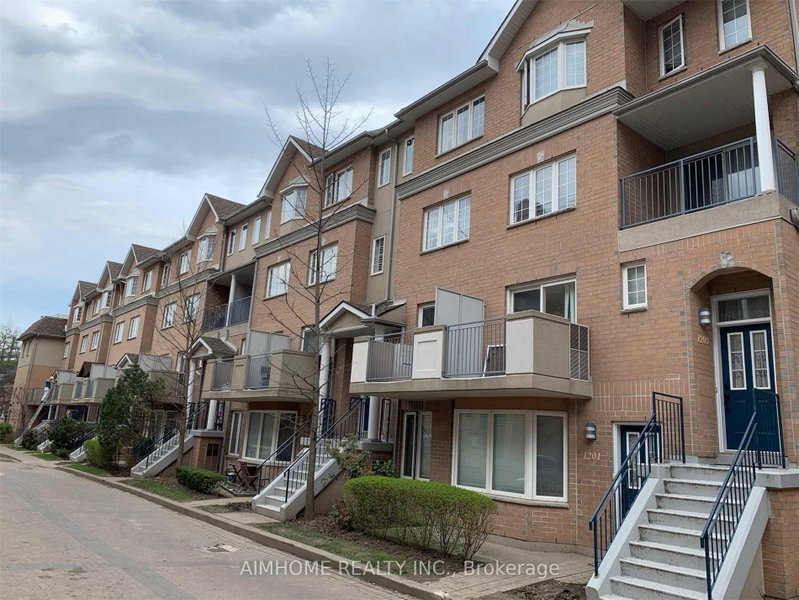 1530 - 28 Sommerset Way