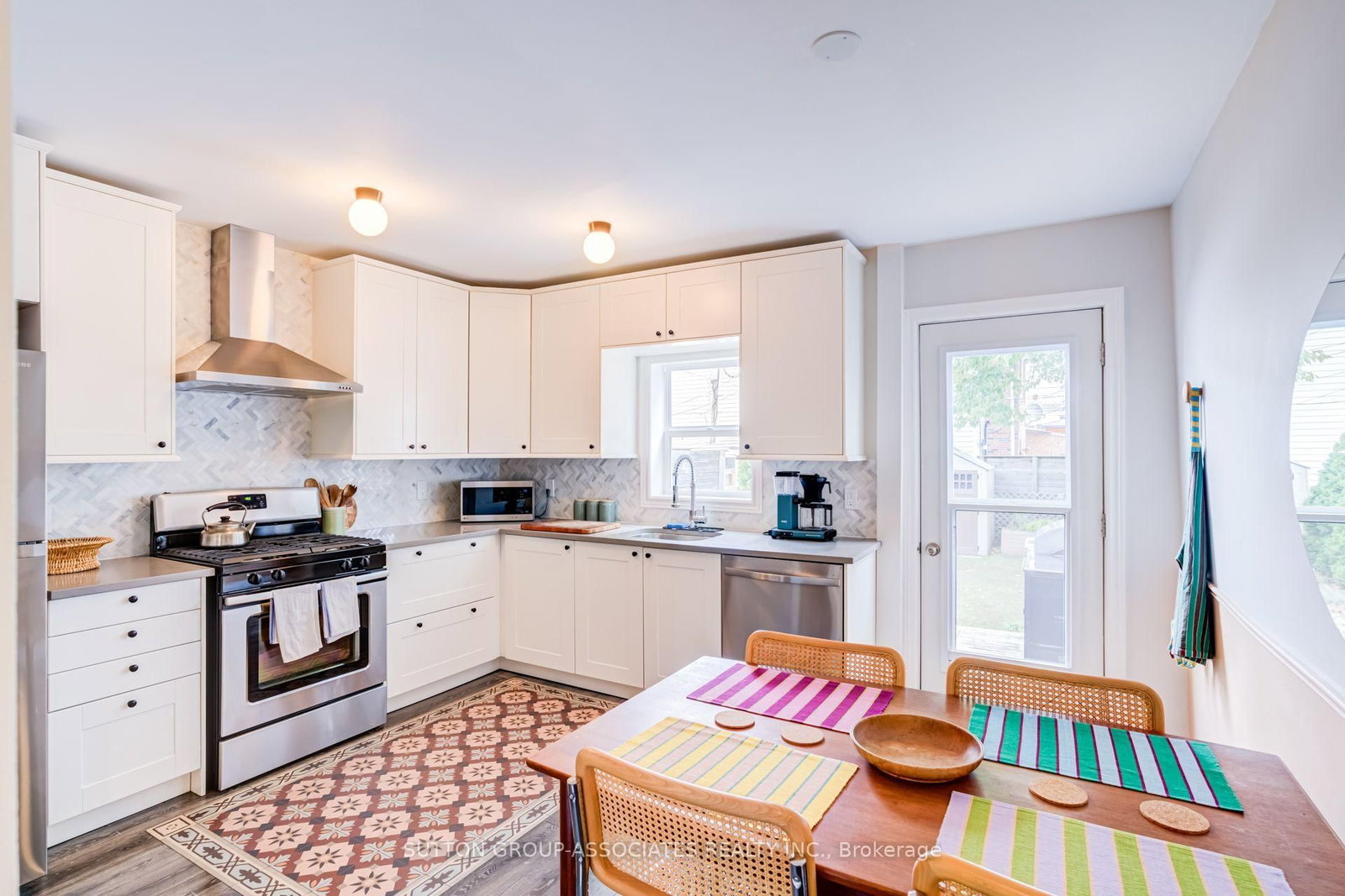 165 Sheridan Avenue • Toronto, ON photo 14