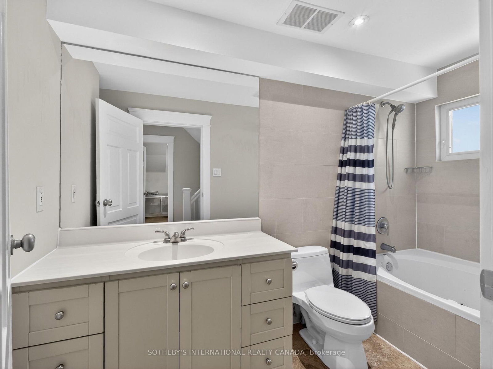 70 Oriole Road • Toronto, ON photo 19