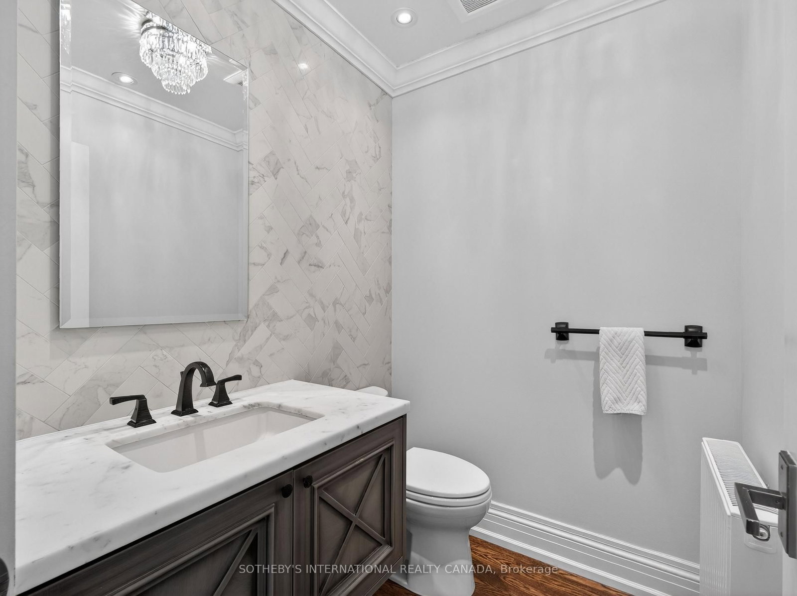 70 Oriole Road • Toronto, ON photo 8
