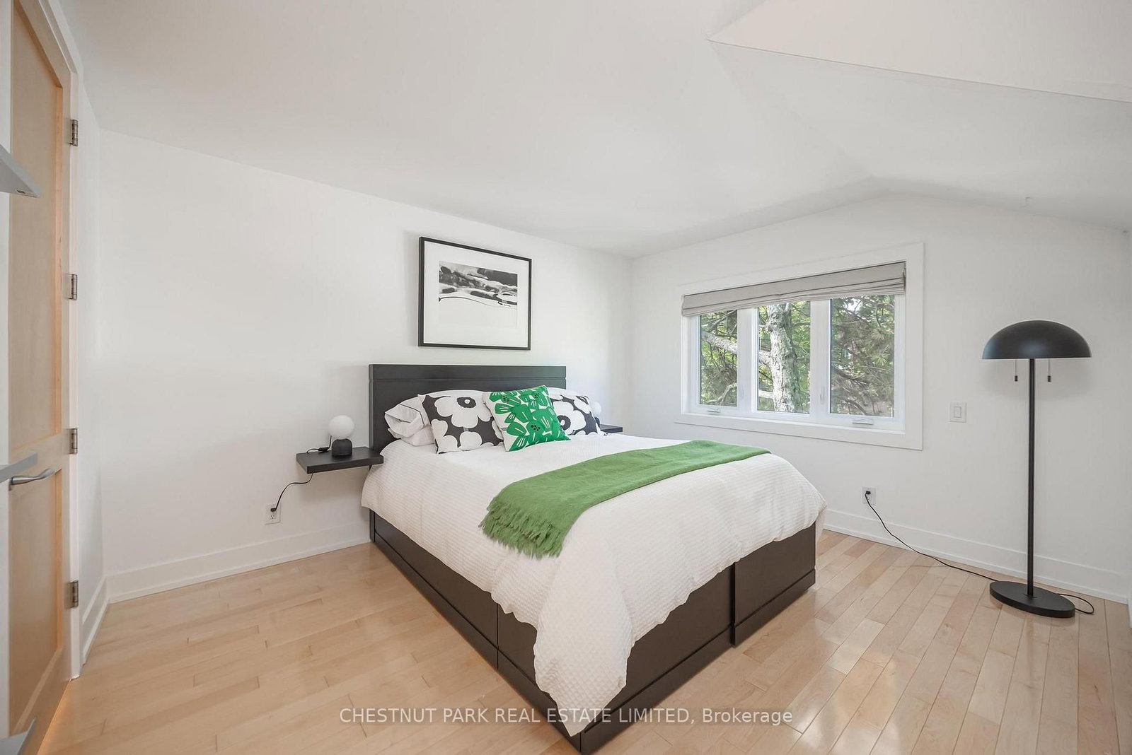 211 Snowdon Avenue • Toronto, ON photo 18