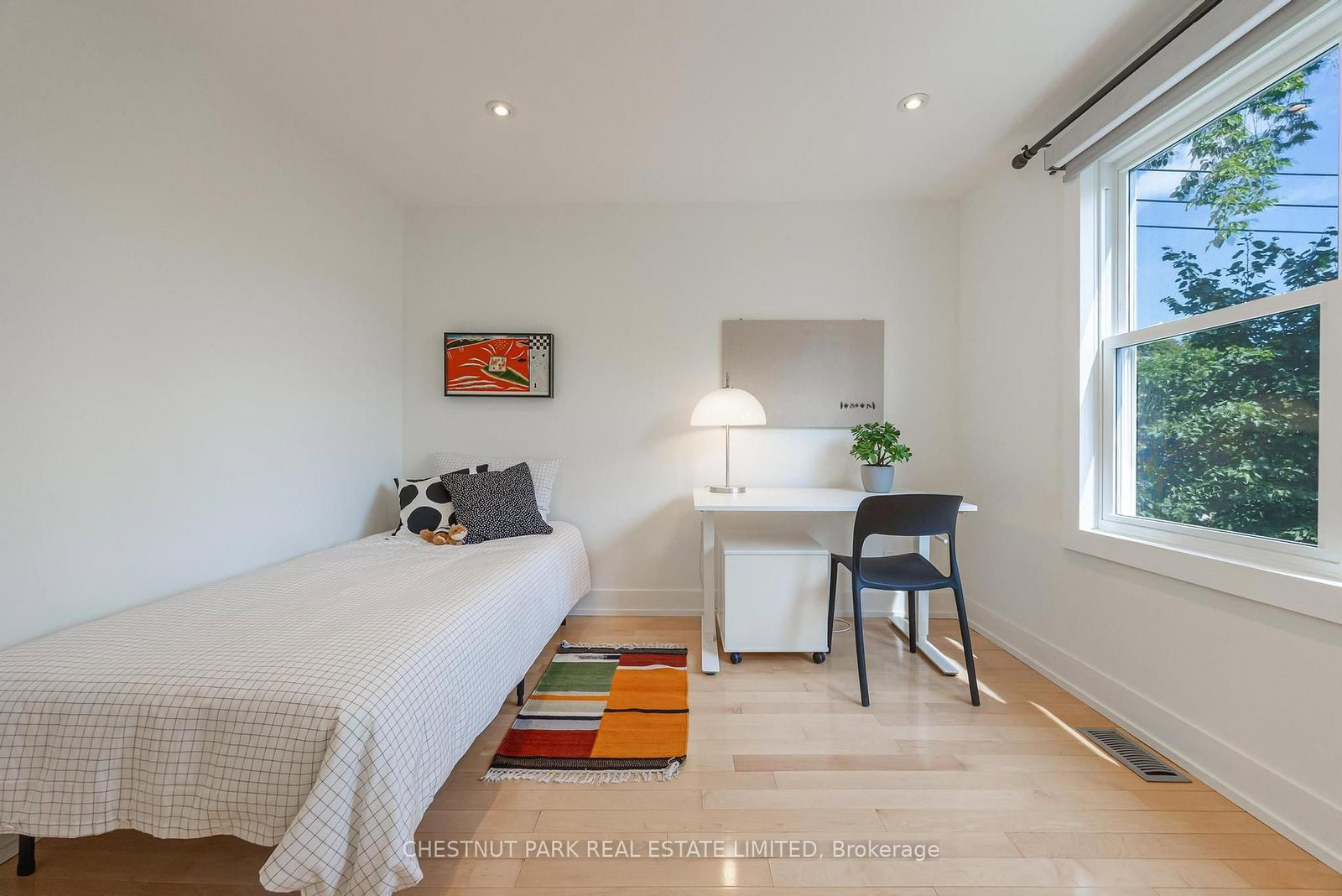 211 Snowdon Avenue • Toronto, ON photo 23