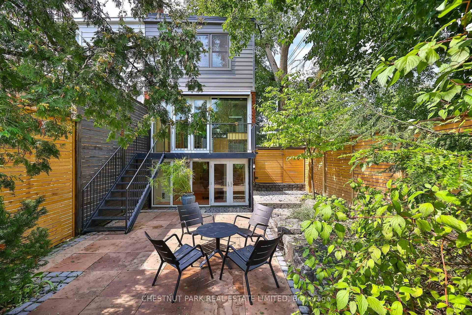 211 Snowdon Avenue • Toronto, ON photo 33
