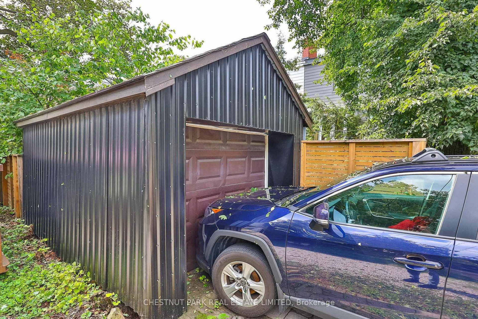 211 Snowdon Avenue • Toronto, ON photo 36