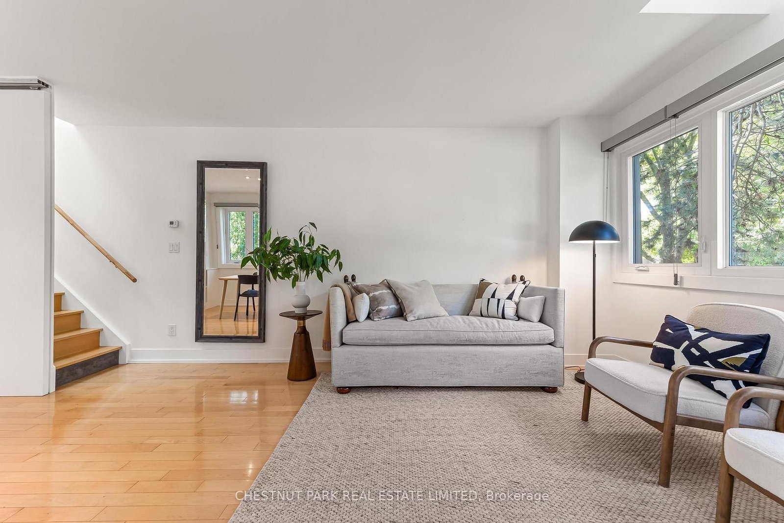 211 Snowdon Avenue • Toronto, ON photo 5