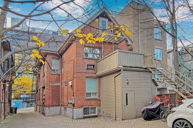 93 Spadina Road
