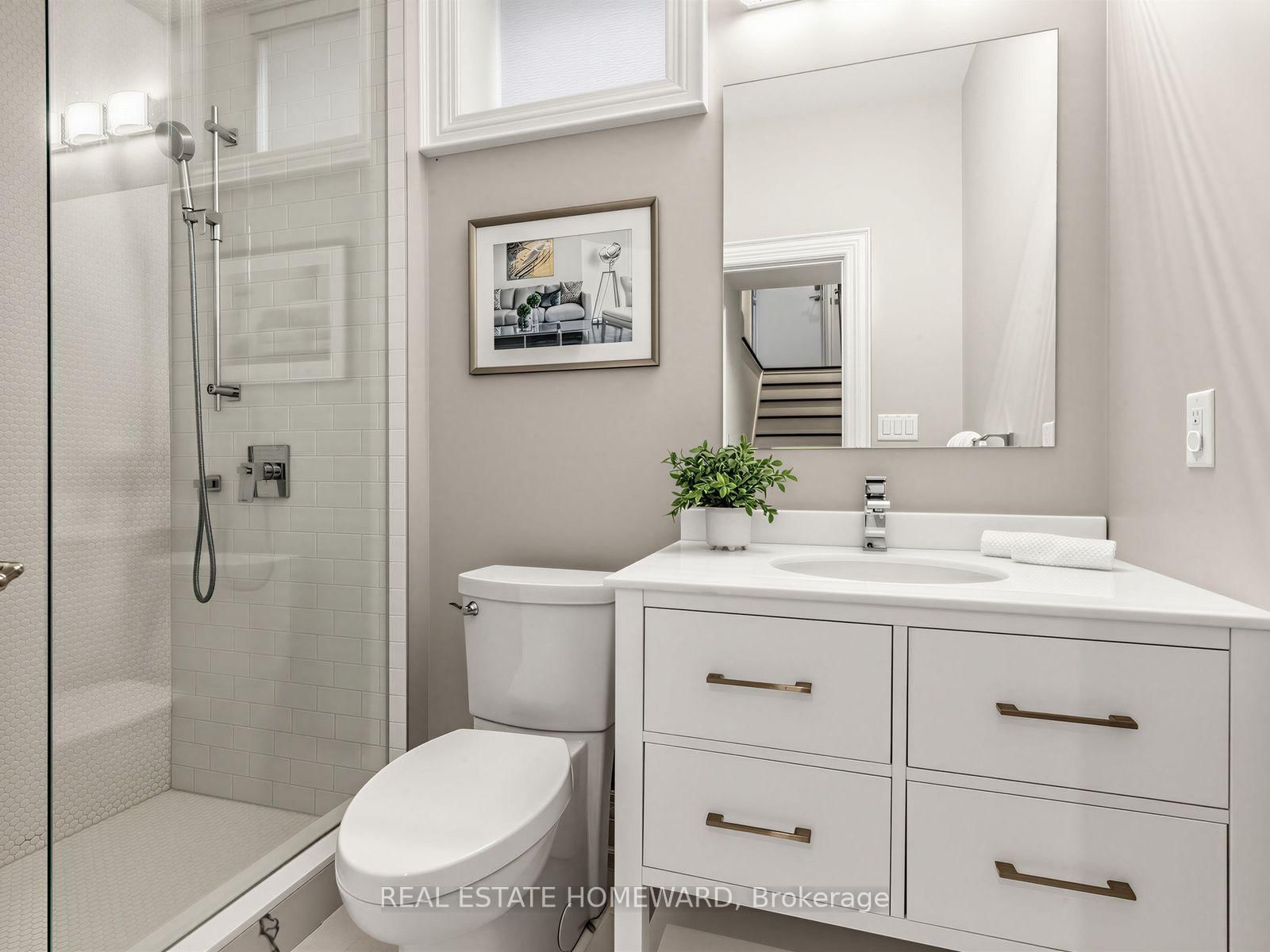 553 Broadway Avenue • Toronto, ON photo 42