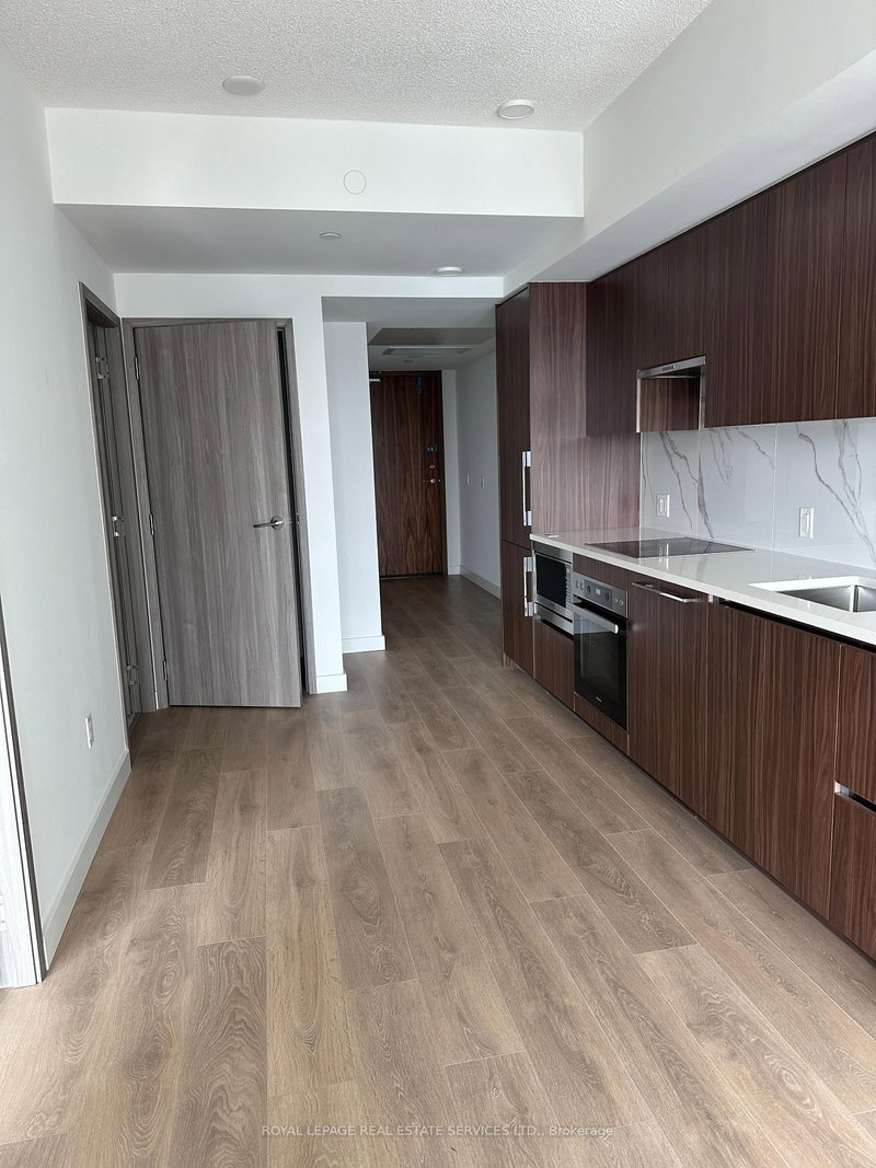 6002 B - 3 Concord Cityplace Way