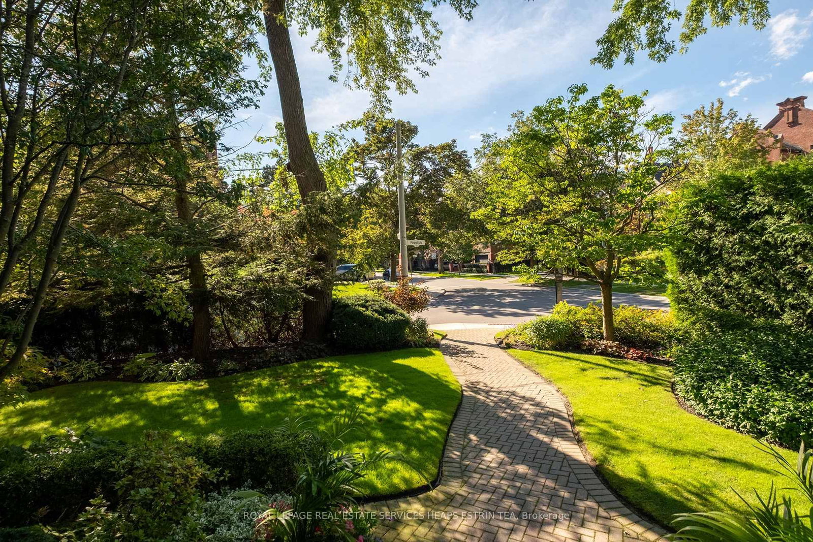 43 Maple Avenue • Toronto, ON photo 3