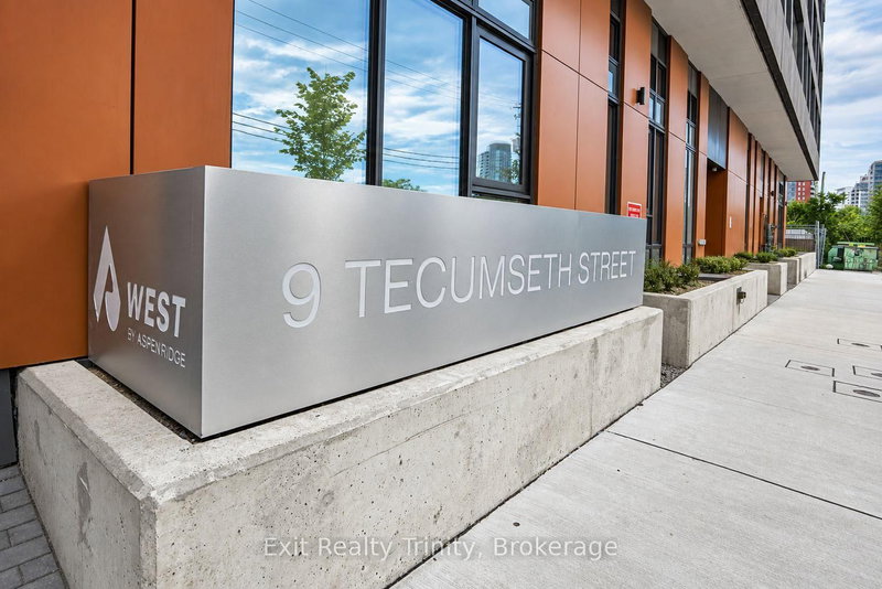 9 Tecumseth Street