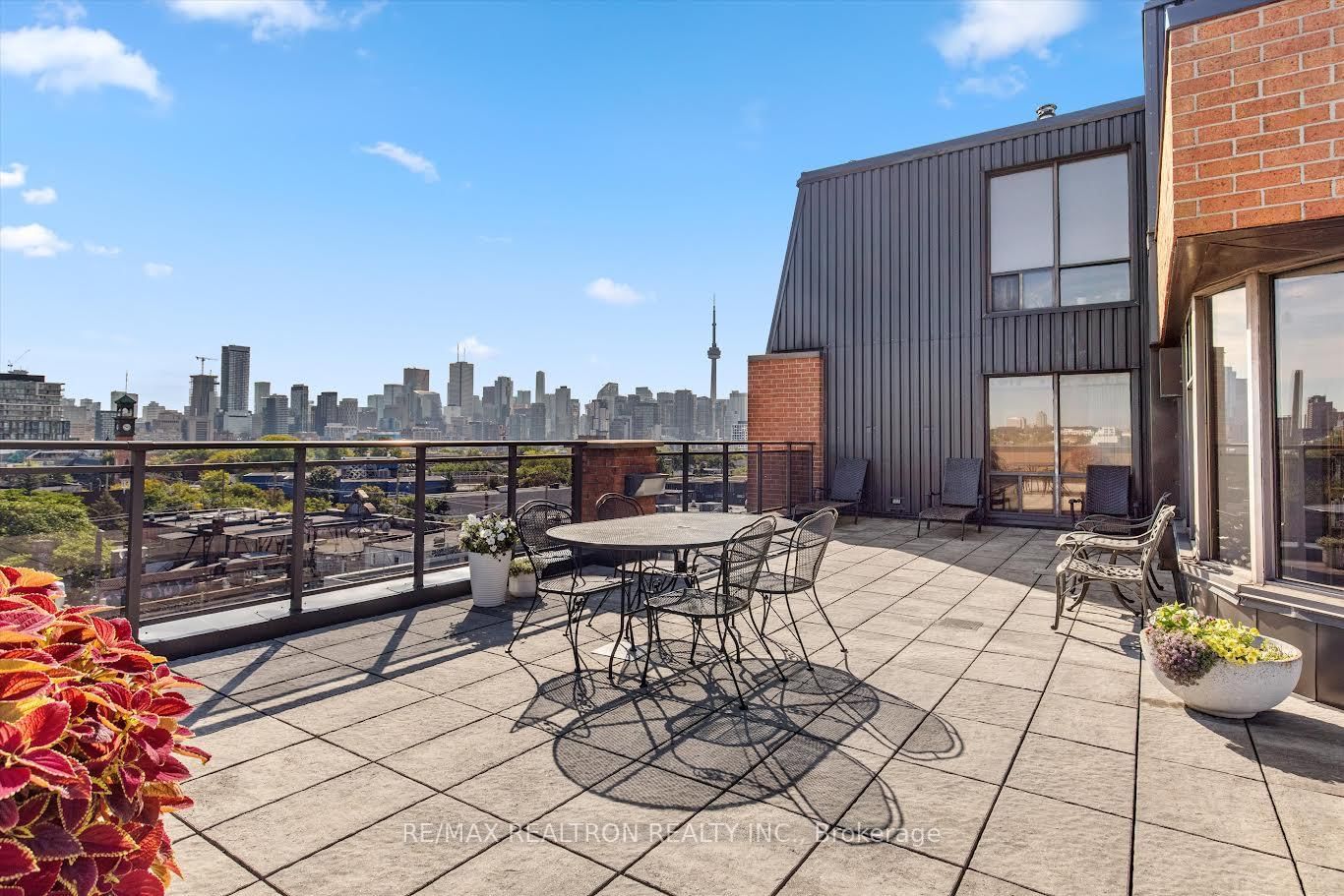 456 College Street • #512 • Toronto, ON photo 13