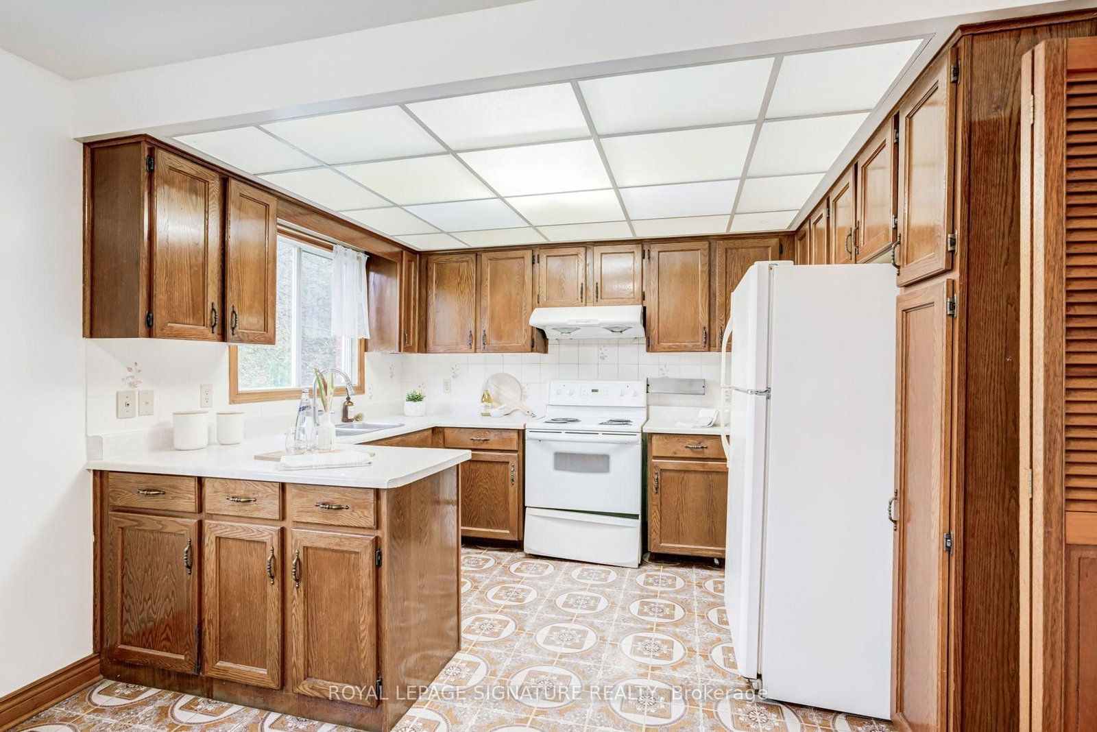 18 Parravano Court • Toronto, ON photo 10
