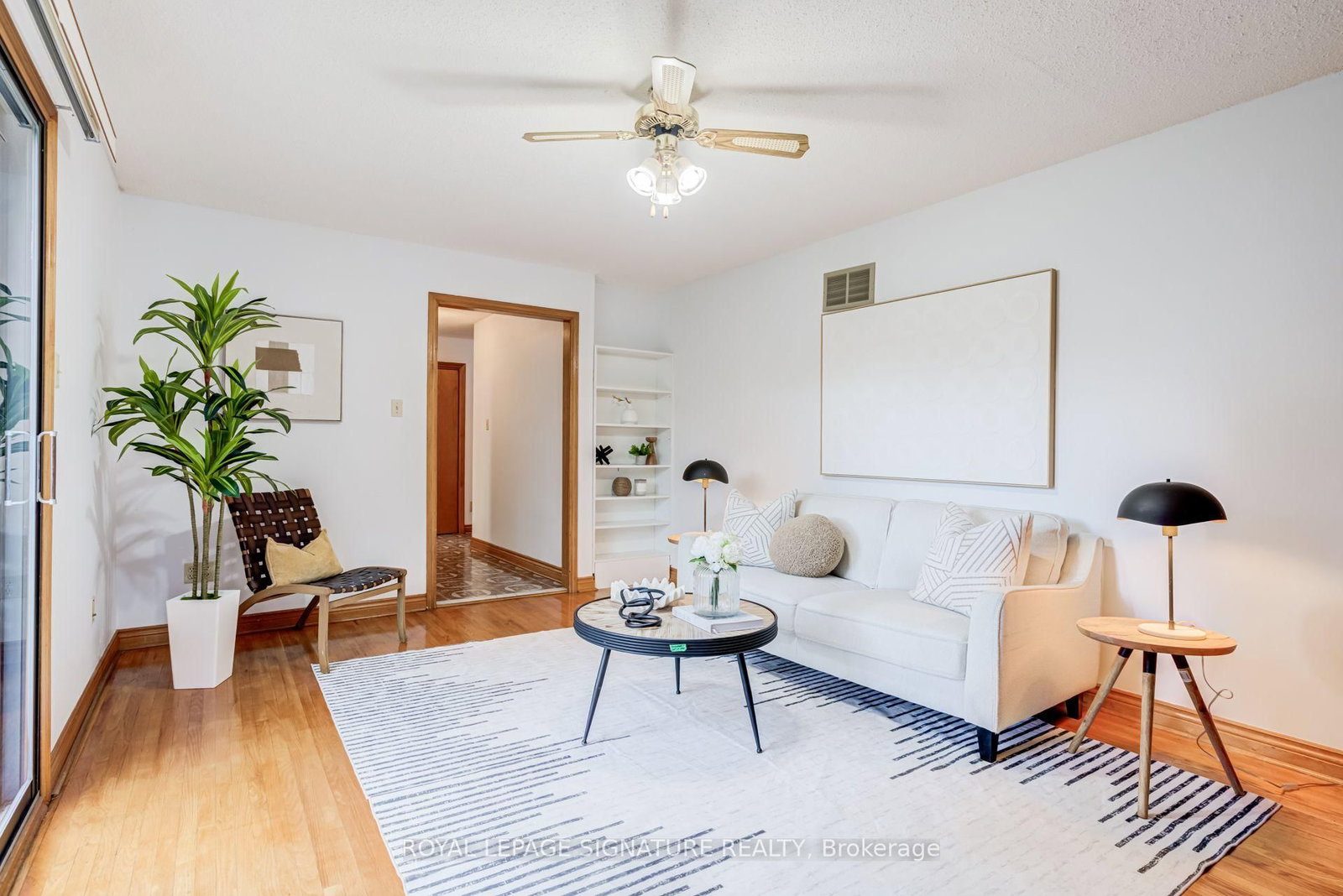 18 Parravano Court • Toronto, ON photo 12