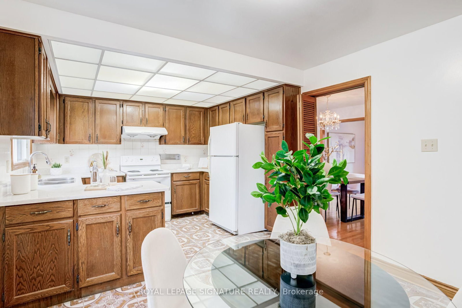 18 Parravano Court • Toronto, ON photo 9