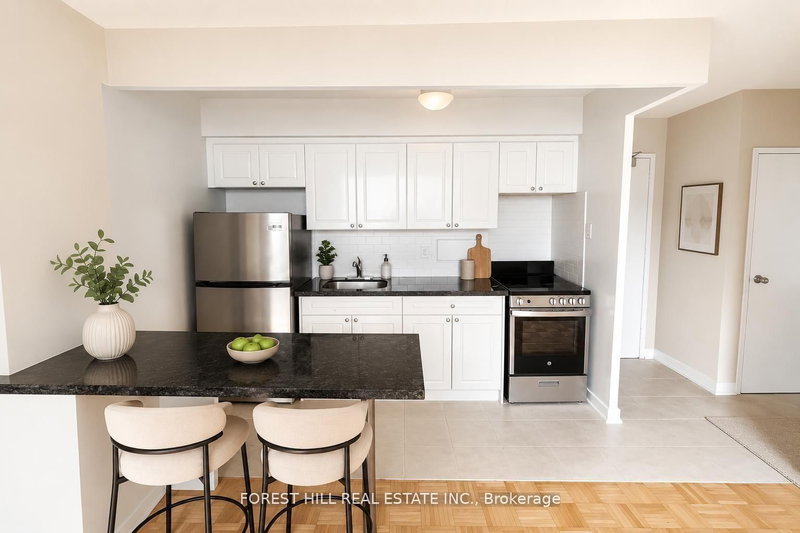 302 - 700 Ontario Street