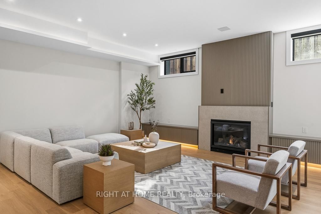 77 Walder Avenue • Toronto, ON photo 39