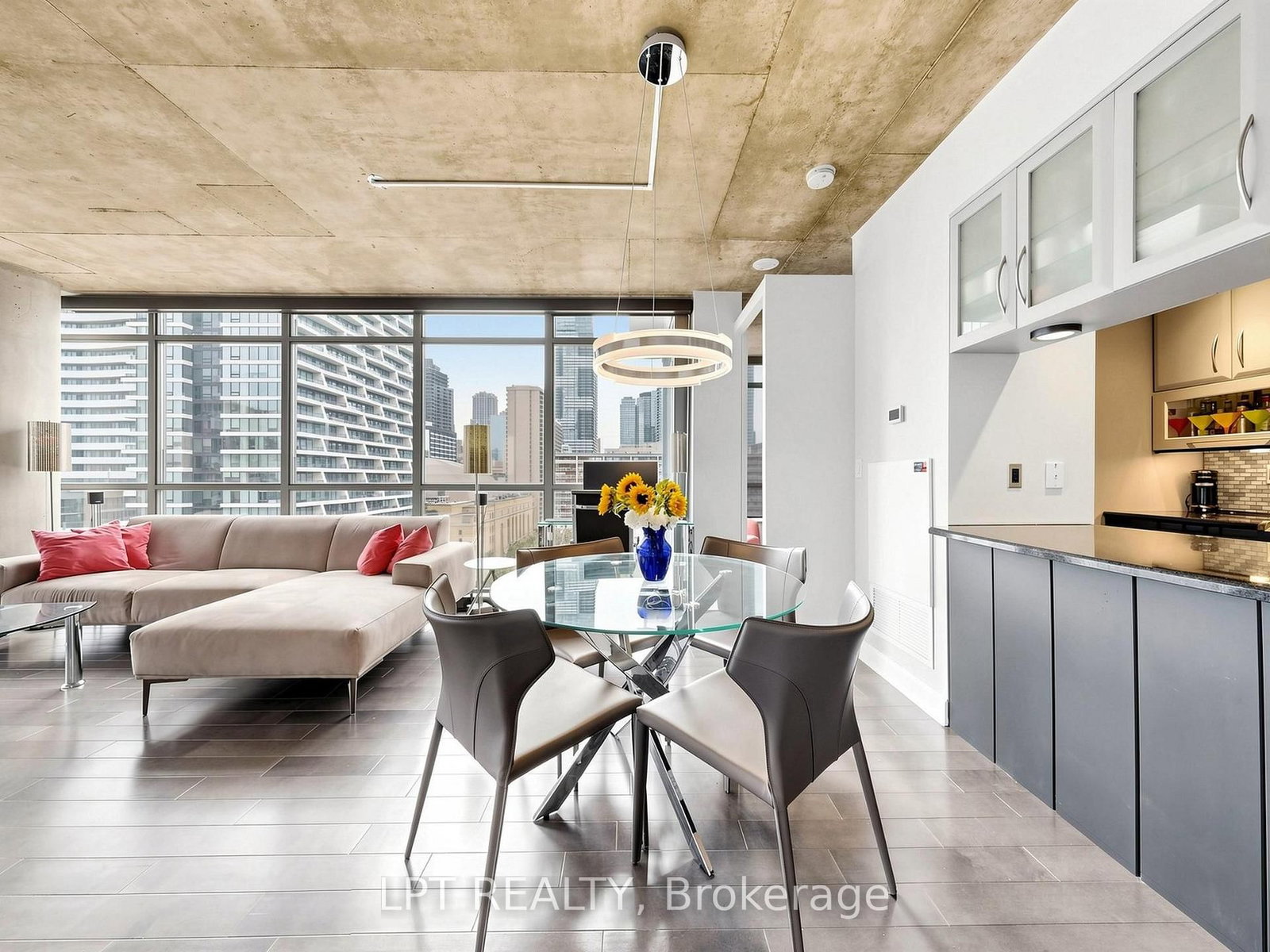 285 Mutual Street • #1108 • Toronto, ON photo 13