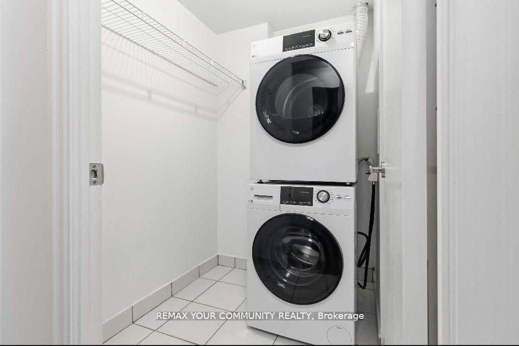 8 Scollard Street • #606 • Toronto, ON photo 17