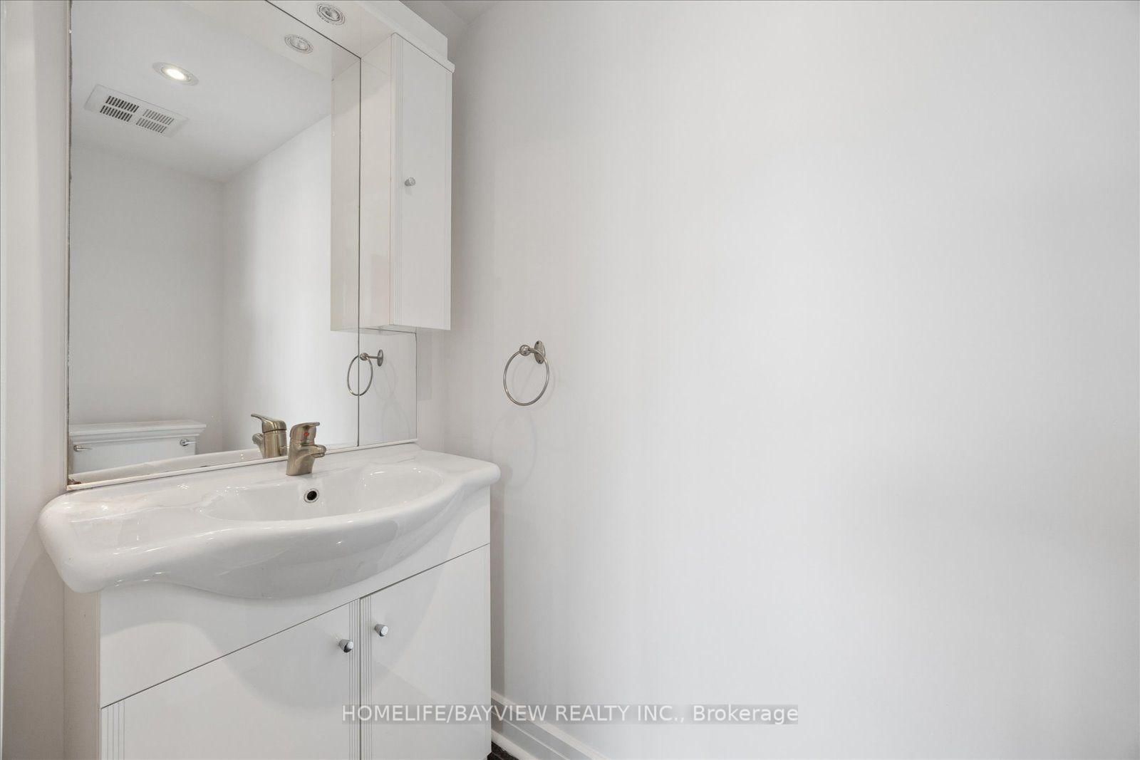 1 Avondale Avenue • #508 • Toronto, ON photo 18