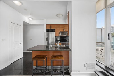 1 Avondale Avenue • #508 • Toronto, ON photo 4
