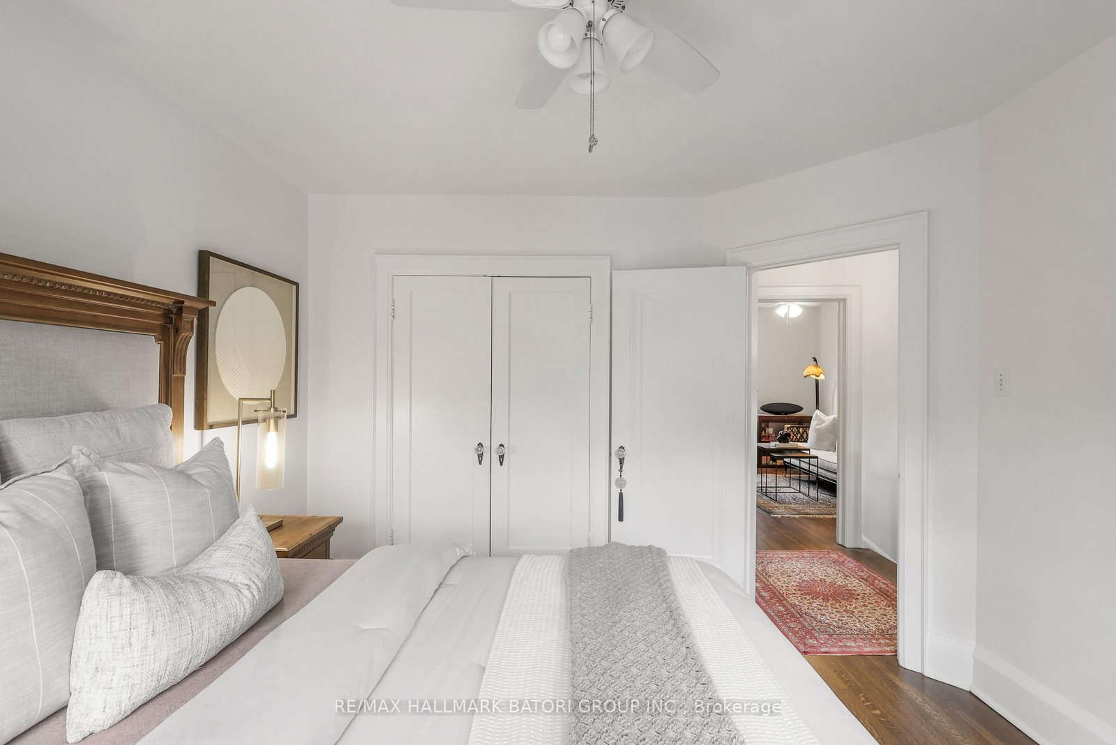 166 Old Orchard Grove • Toronto, ON photo 17
